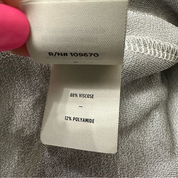 GOLDSIGN Metallic Milo Cowl Neck Cami Top SZ XSmall Silver Low Back Holiday NWT - Picture 6 of 11